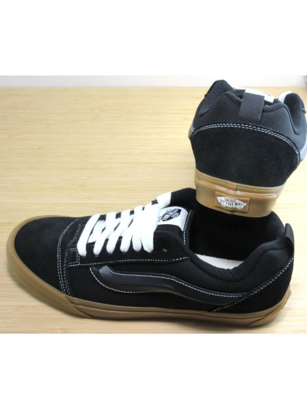 Vans Men's Knu Skool Gum Bottom Black Suede Canvas Skate Shoes Sneakers size 12 - Picture 6 of 7